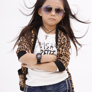 亚洲AV无码㊙️桃乃木
