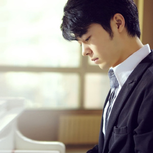 亚洲AV无码㊙️桃乃木
